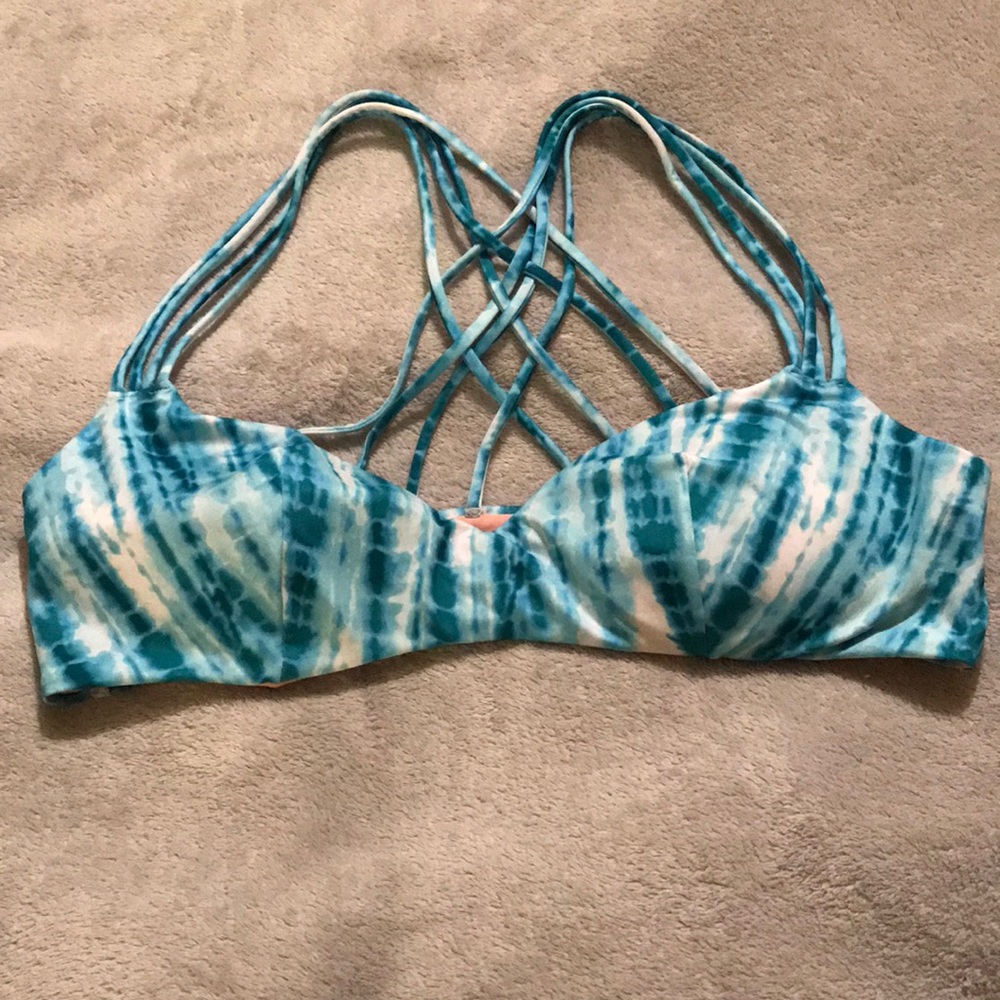 swim top